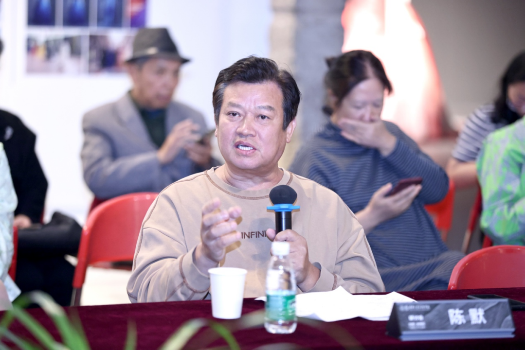 说明: 图片 说明: 图片