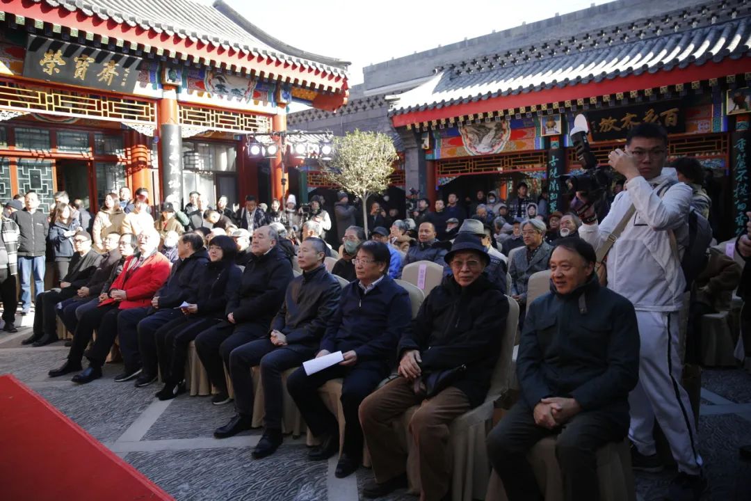 说明: 图片 说明: 图片