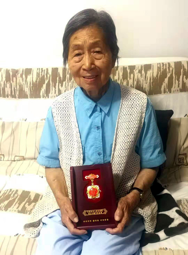 2019092910jinianzhang7.jpg