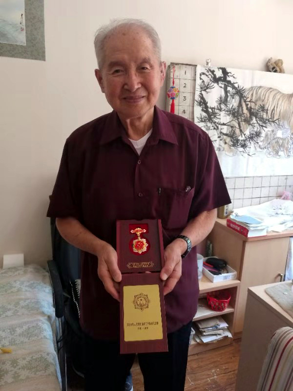 2019092910jinianzhang9.jpg